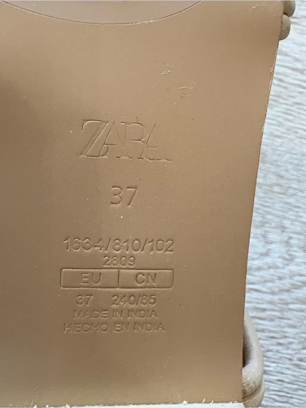 NWT Zara Sand Beige Strappy Flat Sandals - Picture 10 of 11